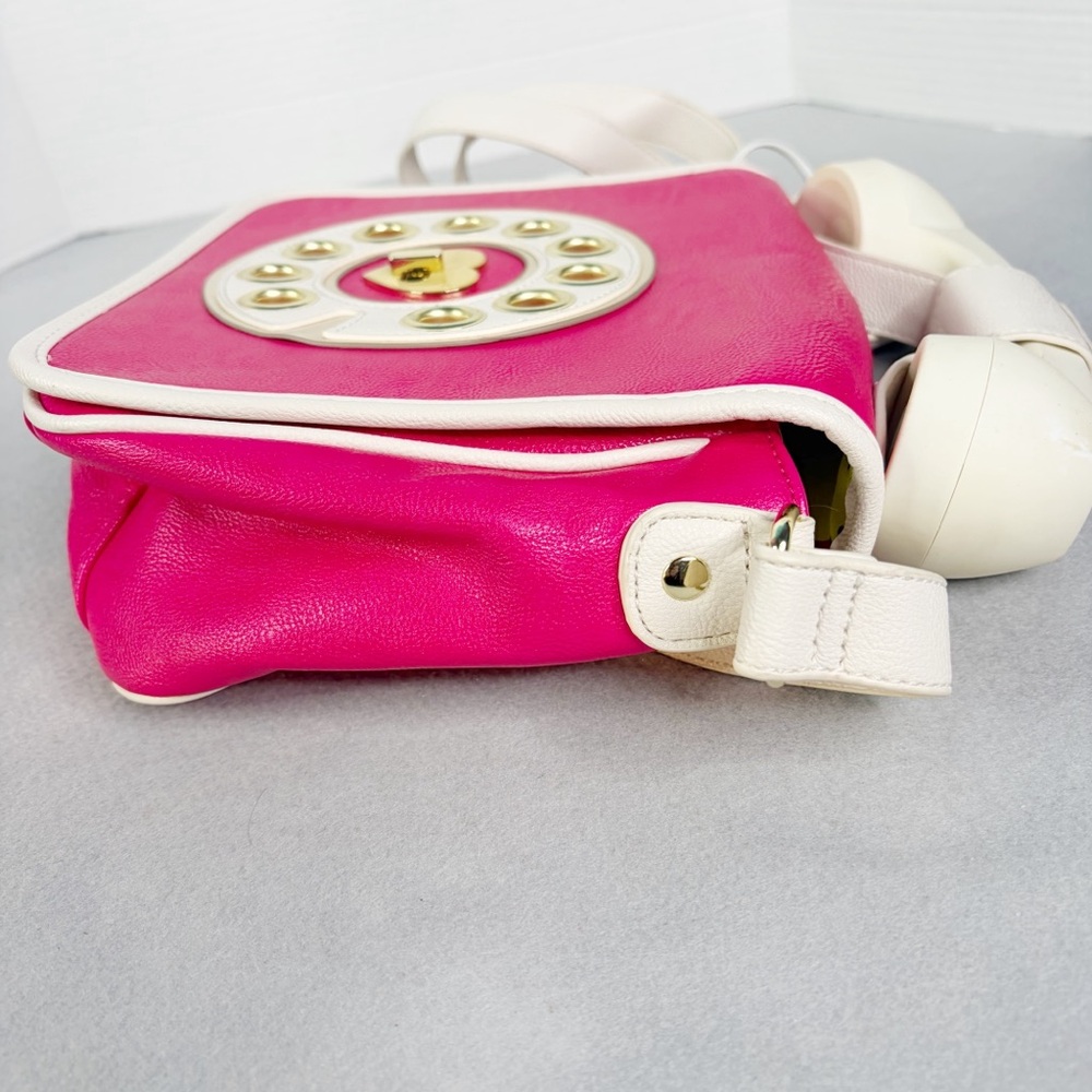 Betsey Johnson Kitsch Pink White Phone Crossbody Purse Bag Hotline Retro Y2K - Picture 9 of 13